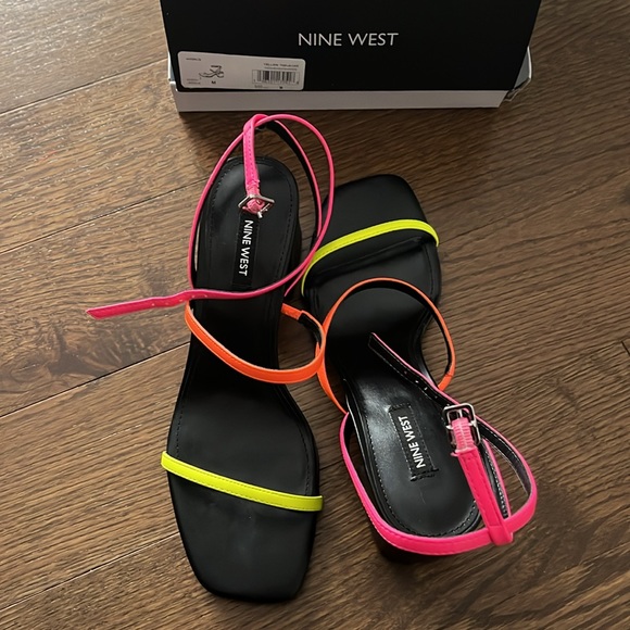 Nine West Neon Sandals - Picture 5 of 7